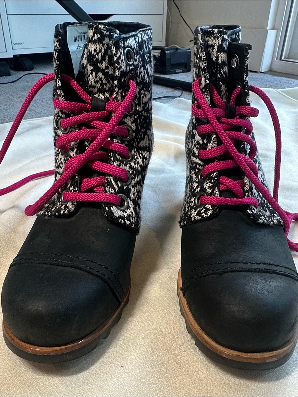 Sorel Black & Pink Lace-Up Knit Accent Boots